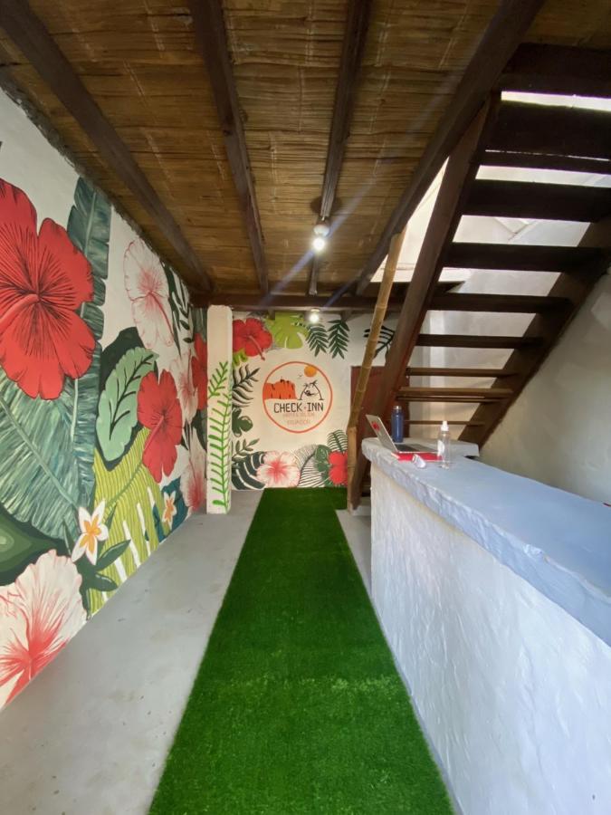 Check Inn Olón Екстериор снимка